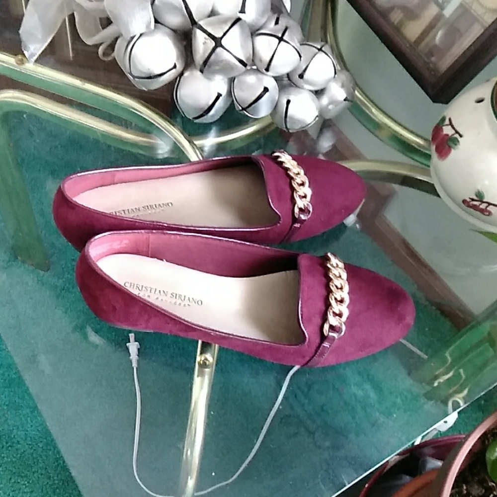 Smooth soft burgundy flat shoes
